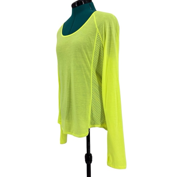 Under Armour Fluorescent Yellow Heat Gear Long Sleeve Thin Running Top, Large - Picture 3 of 16